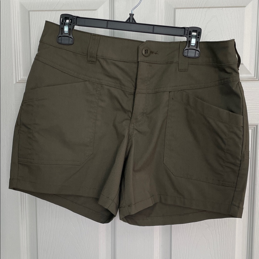 5.11 Tactical Women’s Cargo Shorts Green Size 10 NWOT Utility Hiking Outdoor